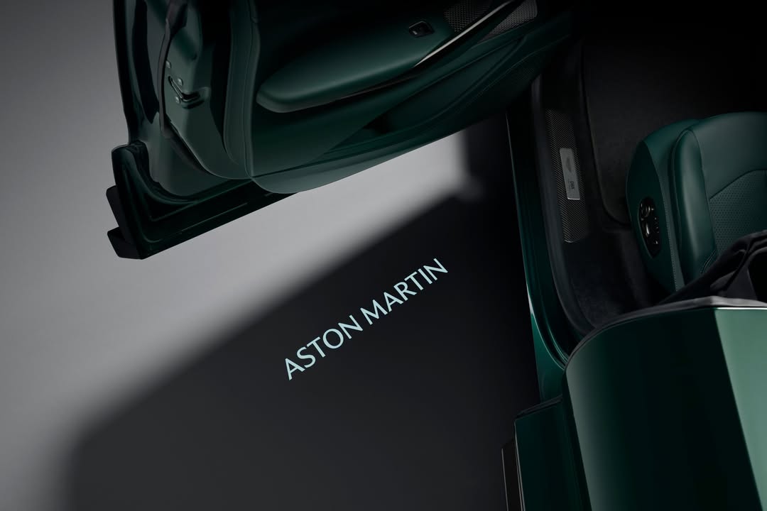Aston Martin Dynamic Puddle Lamp